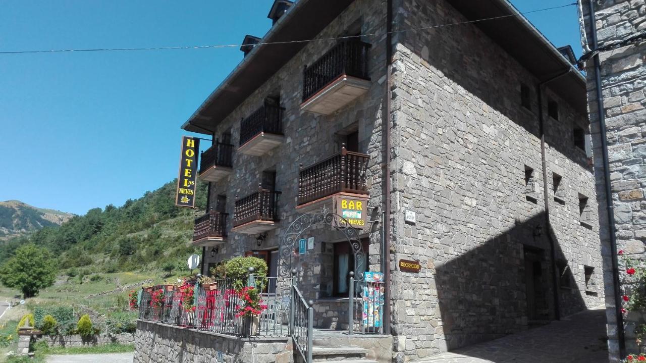 Hotel Las Nieves Linas de Broto Exterior photo
