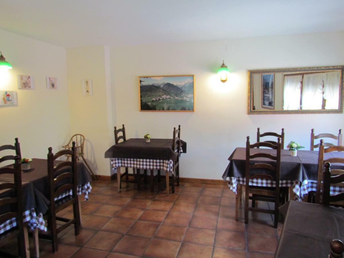 Hotel Las Nieves Linas de Broto Exterior photo