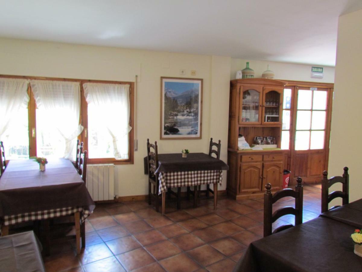 Hotel Las Nieves Linas de Broto Exterior photo