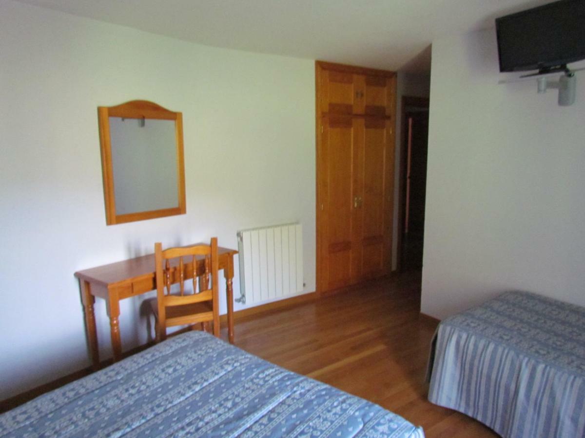 Hotel Las Nieves Linas de Broto Exterior photo